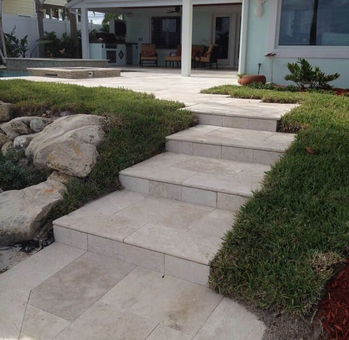 WhatsApp Image 2025-10-13 at 19.43.01