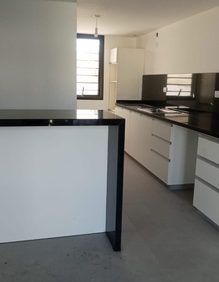 WhatsApp Image 2025-10-13 at 19.42.58