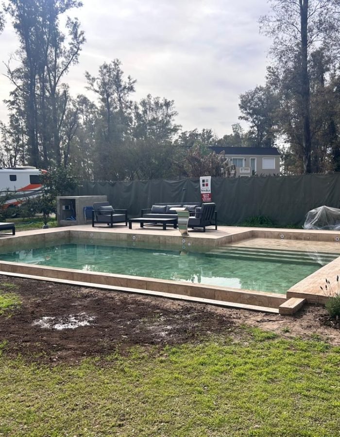 e8c18a7f-40a3-4274-b80b-0ddbd7b1246e